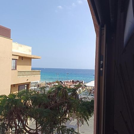 Apartamentos El Carmen 모로델제블 외부 사진