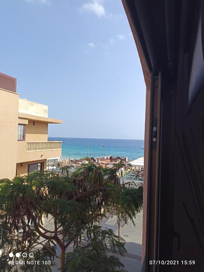 Apartamentos El Carmen 모로델제블 외부 사진